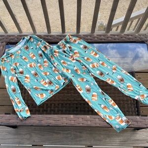 Posh Peanut Coffee Print Pajama Set Size 5/6T